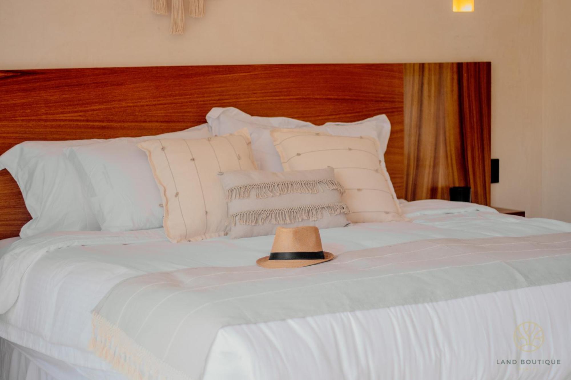 Muunek By Land Boutique Tulum Eksteriør billede